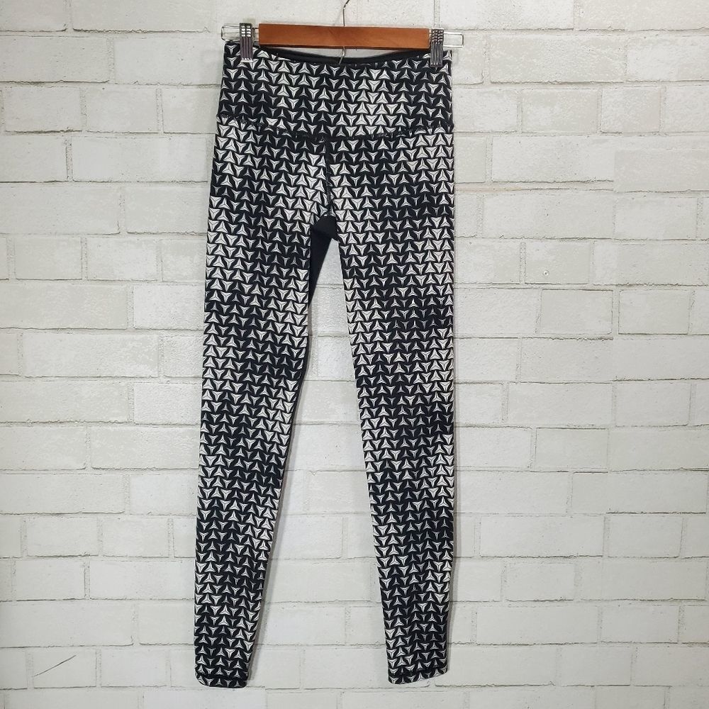 Victoria's Secret Sport knockout leggings